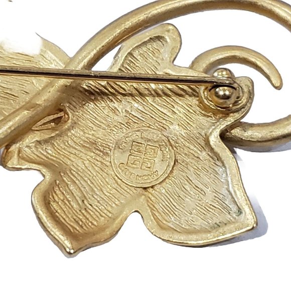 Signed GIVENCHY Vintage Leaf Brooch New York Paris - Picture 8 of 12